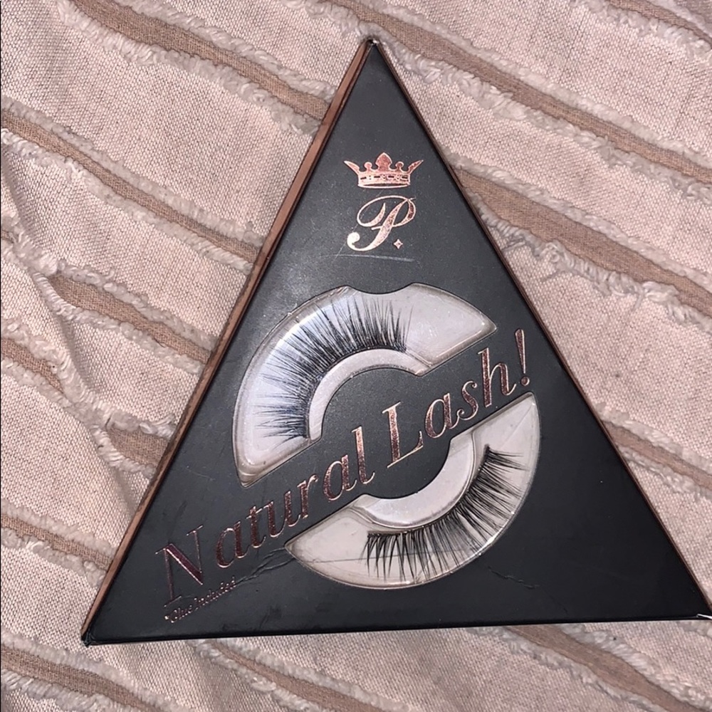 Paris Hilton Natural Lash! NEVER WORN